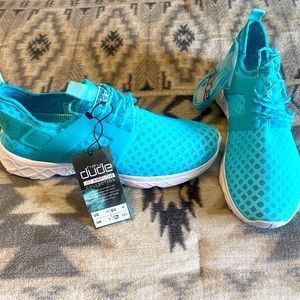 Hey Dude Tennis Shoes Size 10